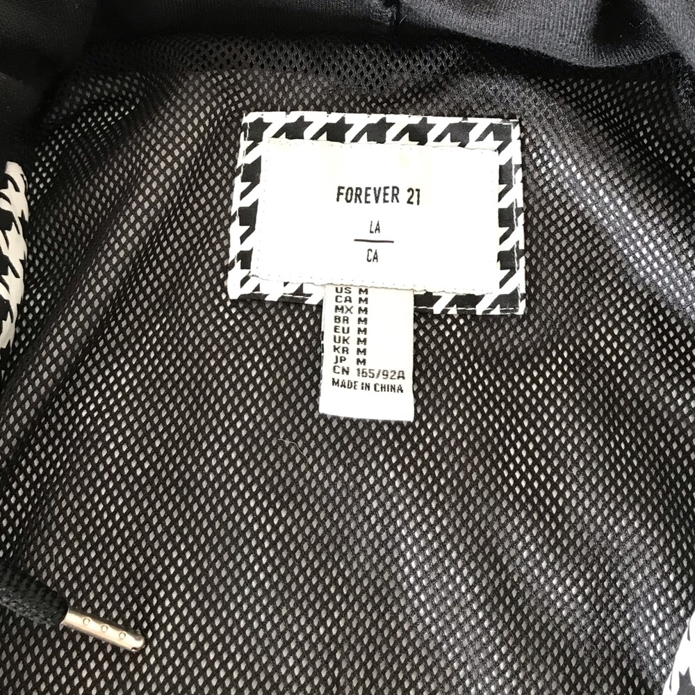 Forever 21 Women’s Houndstooth Pattern Hooded Snap-Button Jacket - Picture 7 of 10